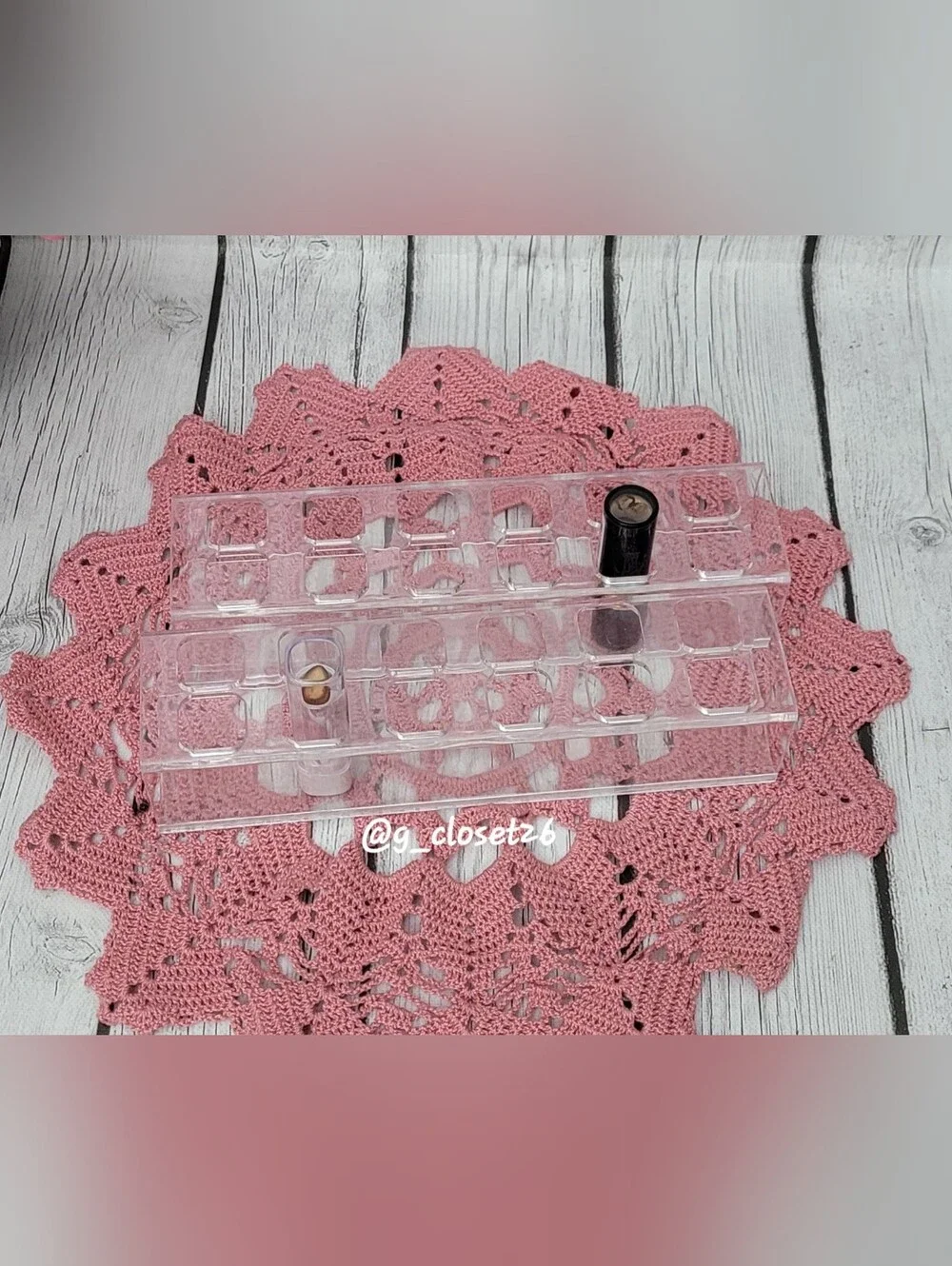 N/A clear acrylic
